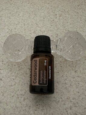 dōTERRA Cedarwood Essential Oil 15 mL – Juniperus virginiana – Expired 11-2025